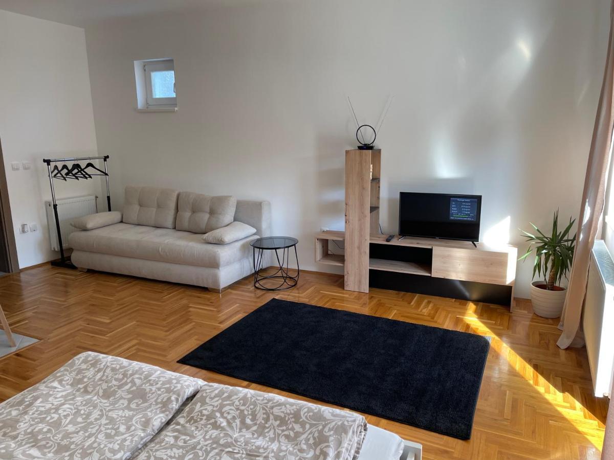 Apartman Sunny ソンボル エクステリア 写真